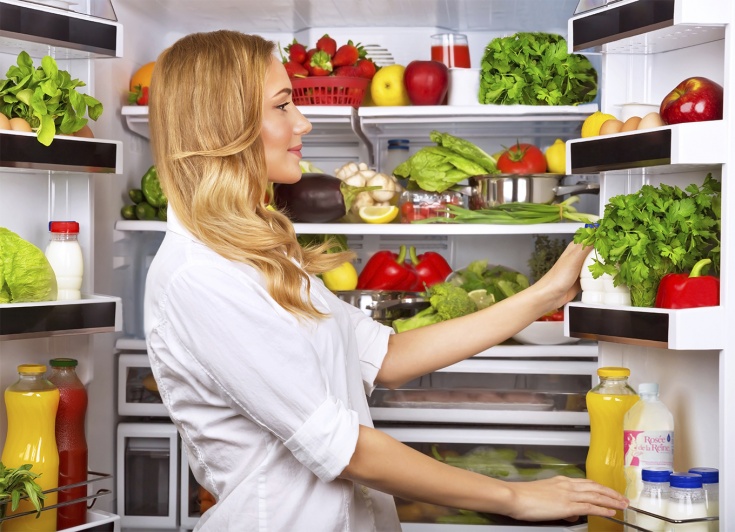 femme manger sainement