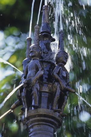 Fontaine Lacaune les bains